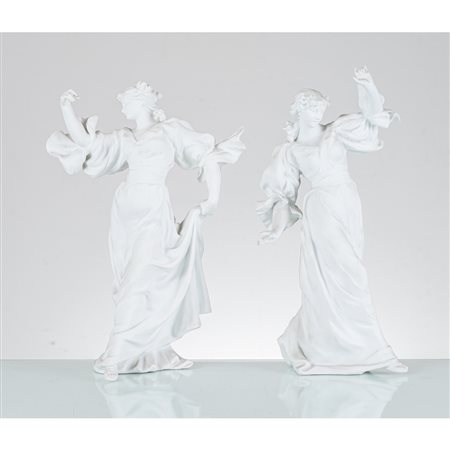MANIFATTURA FRANCESE DEI PRIMI DEL '900, Coppia di sculture