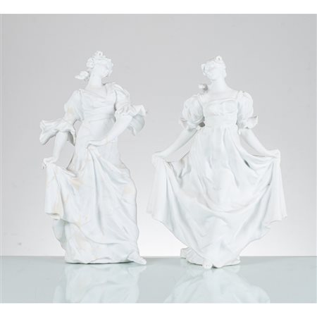 MANIFATTURA FRANCESE DEI PRIMI DEL '900, Coppia di sculture