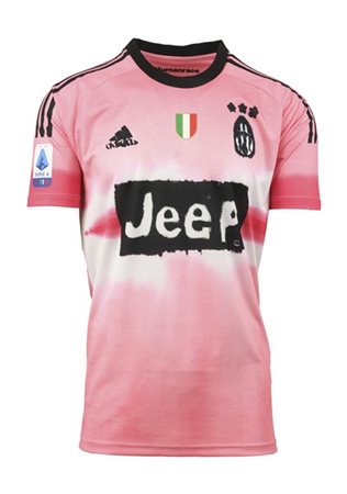 Juan CUADRADO. Maglia nr.16 della Juventus per la stagione 2018-2019 con autogr