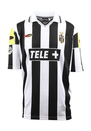 Zinedine ZIDANE. Maglia Juventus F.C. n. 21 preparata per la stagione di Serie
