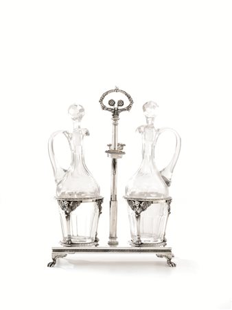 OLIERA, NAPOLI, PRIMA MET&Agrave; SECOLO XIXin argento, base rettangolare...