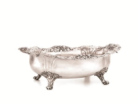 GRANDE CENTROTAVOLA, TIFFANY, 1905 CIRCAin argento sterling, di forma ovale...