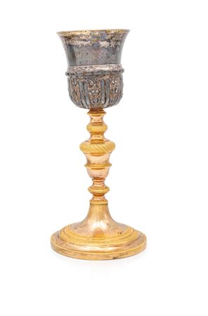  
Calice liturgico in argento e rame dorato, XVIII secolo 
 cm 22x7,5 - coppa gr. 100