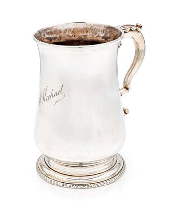  
Boccale con manico sagomato, Londra 1775 
 gr. 224