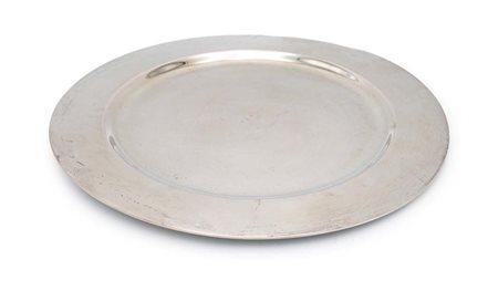  
Piatto circolare in argento 
 diametro cm 30 - gr. 585