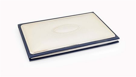  
Rubrica telefonica con prima di copertina in lamina d'argento 
 cm 17,5x12,5