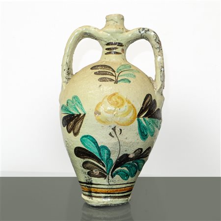 Bummulo in maiolica di Caltagirone con decoro floreale sul fronte, 20°  