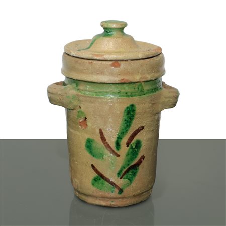 Saliera in maiolica di Caltagirone con coperchio e decoro policromo