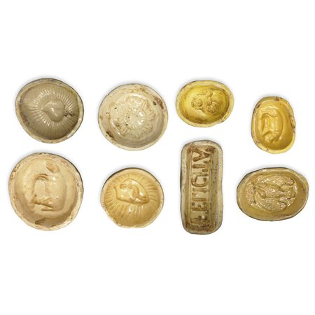 N°8 FORMELLE PER MOSTARDA IN MAIOLICA DI CALTAGIRONE