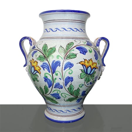 Torcivia & Todaro  Ceramiche Santo Stefano di Camastra - Anfora biansata in maiolica di Santo Stefano di Camastra dipinta policroma e decorata a motivi floreali, 20°  