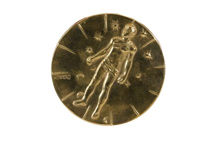 Igor Mitoraj (Oederan, 1944 - Parigi, 2014) Medaglia 1983/84 Bronzo dorato...