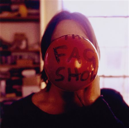 Sarah Lucas (Londra, 1962) The fag show 2000 Stampa fotografica su carta...