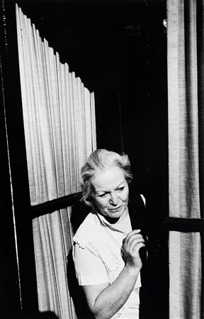 Ralph Gibson (1939)  - Senza titolo (New York), 1970