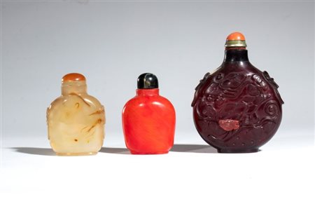  
Gruppo di tre tabacchiere. Cina, XIX-XX secolo 
 La piu grande altezza cm 8,5