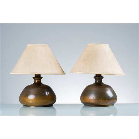 PRODUZIONE EUROPEA 1970 ca., Coppia di lampade da tavolo