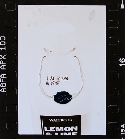 YONG PING Huang, Best Before 1 July 1997 (Waitrose Lemon)