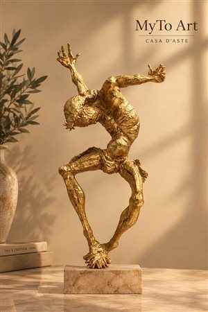 Grande scultura in bronzo dorato, cm 62, FIRMATO