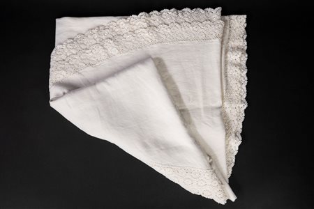 Tovaglia circolare in cotone con bordo in pizzo