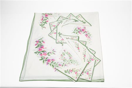 Tovaglia in tessuto leggero stampata a fiori con 12 tovaglioli