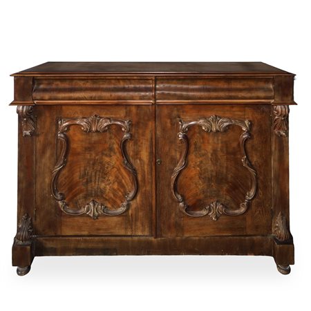 Credenza bassa con due sportelli ed intarsi a rilievo
