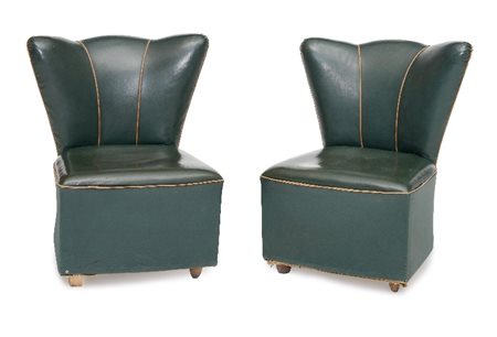 COPPIA DI POLTRONCINE RIVESTITE IN PELLE, ANNI '50