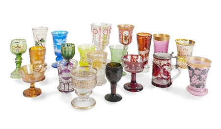 COLLEZIONE DI BICCHIERI E CALICI IN VETRO DIPINTO 