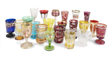 COLLEZIONE DI BICCHIERI E CALICI IN VETRO DIPINTO 