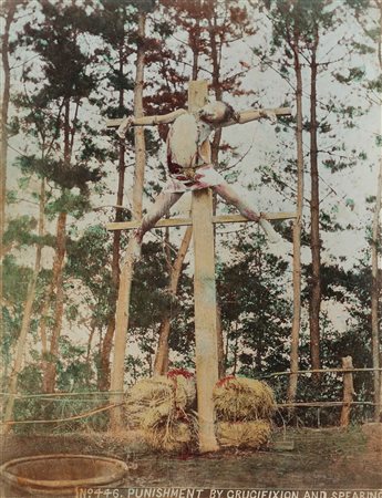 AUTORI VARI Felice Beato e altri. "Giappone" Album. -. Cm 41,00 x 32,00....