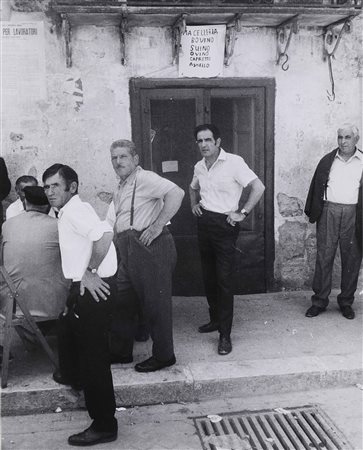 SELLERIO ENZO (1924 - 2012) Alimena. 1973. Stampa alla gelatina d'argento. Cm...