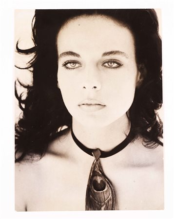 PASCUTTINI PIETRO (n. 1936) Marilù Tolo. 1965. Stampa alla gelatina...