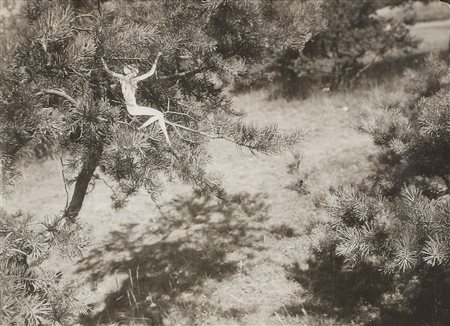 DRTIKOL FRANTISEK (1883 - 1961) Buddismo nel 1935. 1935. Stampa alla gelatina...