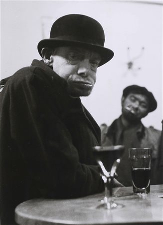 DOISNEAU ROBERT (1912 - 1994) Coco. 1952. Stampa alla gelatina d'argento. Cm...