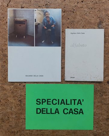 CATALOGHI AUTOGRAFATI (GIULIANO DELLA CASA) - Lotto unico di 2 cataloghi e un pieghevole autografati
