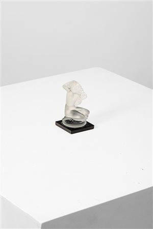 Lalique - Scultura fermacarte modello 'Floréal', 1928
