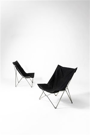 Gae Aulenti (Palazzolo dello Stella, 1927 - Milano 2012)  - Coppia di tripoline modello no. 835(920) delle serie 'April', 1973