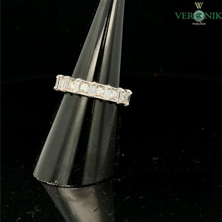 ANELLO IN ORO CON 13 DIAMANTI NATURALI - MC1