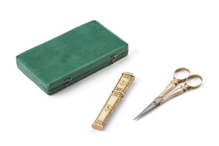 Set da cucito con etui per aghi in oro e forbici in oro con lame in acciaio, en