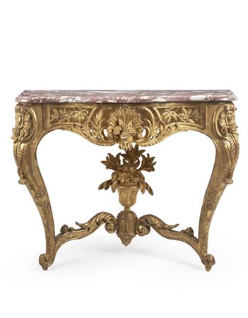 Console in legno intagliato e dorato con fascia traforata e decoro a volute e m
