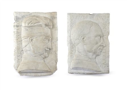 Coppia di antichi bassorilievi in marmo raffiguranti Filippo Maria Visconti duc