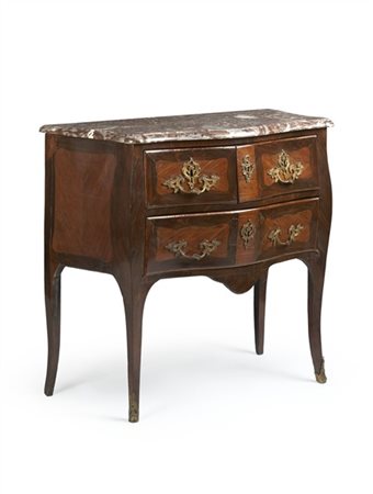 Pierre Flechy (1715-1769). Commode di forma bombata lastronata in palissandro e