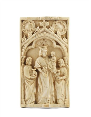 Arte francese, secolo XVIII-XIX. Placca in avorio intagliato a bassorilievo raf