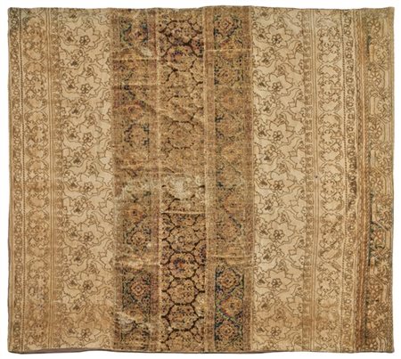 Drappo patchwork ricamato realizzato con vari preziosi tessuti anche broccati c