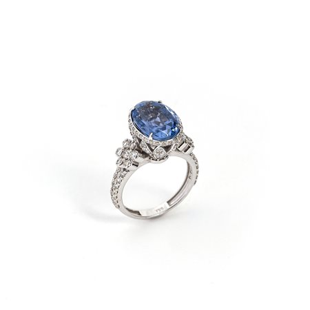 Anello con Zaffiro Sri Lanka.