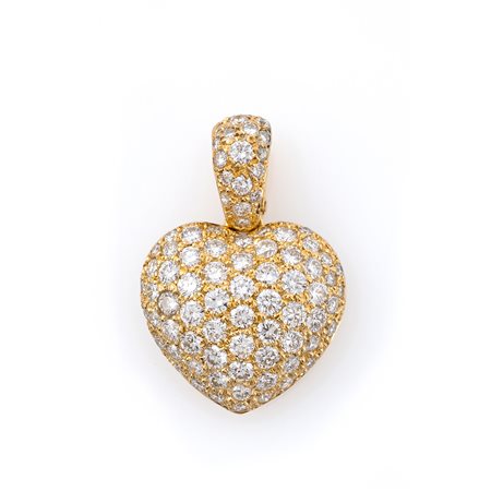 Pendente a forma di Cuore con Diamanti.