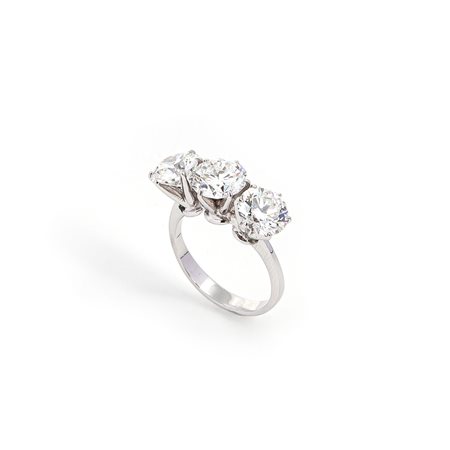 Anello trilogy con Diamanti.