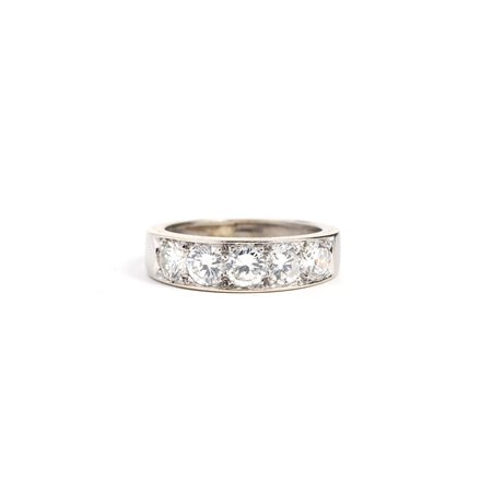 Anello con Diamanti.