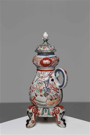 Arte Giapponese Vaso tripode Imari in ceramica Giappone, XVIII secolo. . Cm...