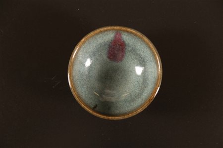 Arte Cinese Piccola ciotola Junyao Cina, dinastia Song, XII - XIII secolo. -....