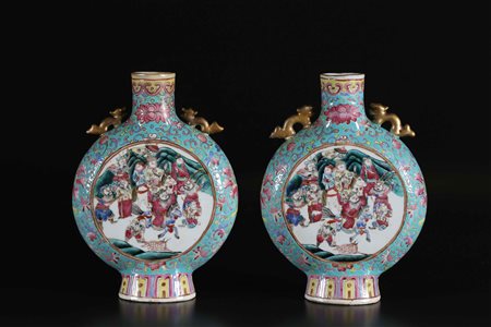 Arte Cinese Coppia di fiasche in porcellana famiglia rosa Cina, dinastia...