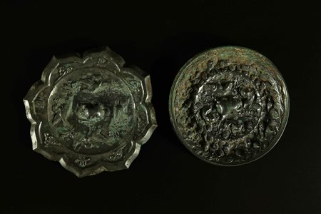 Arte Cinese Coppia di specchi in bronzo Cina, dinastia Tang (?), VII - IX...